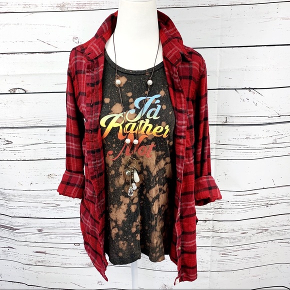 American Eagle Outfitters Tops - American Eagle Red & Navy Plaid Flannel Shirt